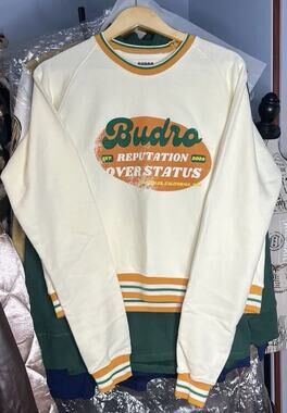 BUDRO | LARGE | BUTTER W/ORANGE & GREEN TRIM | SWEATSHIRT | NWOT